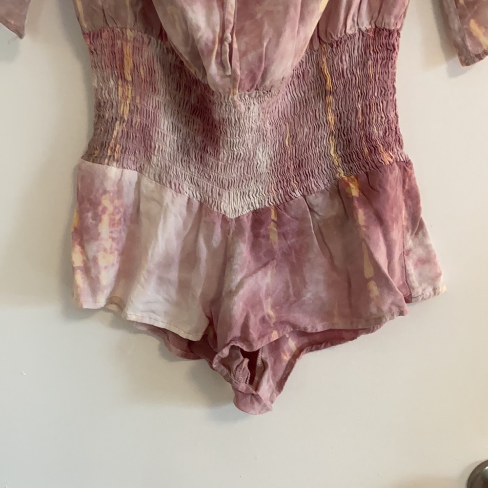 Off the Shoulder Romper - Picture 3 of 6
